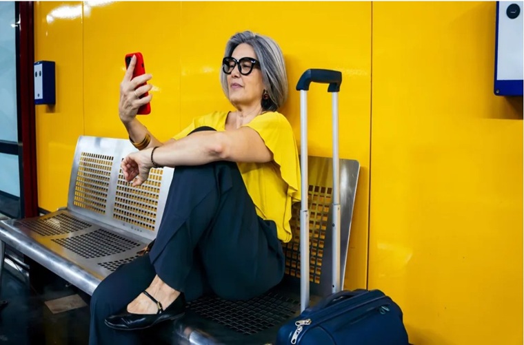 5 Visible Wireless Features That Save Travelers Money